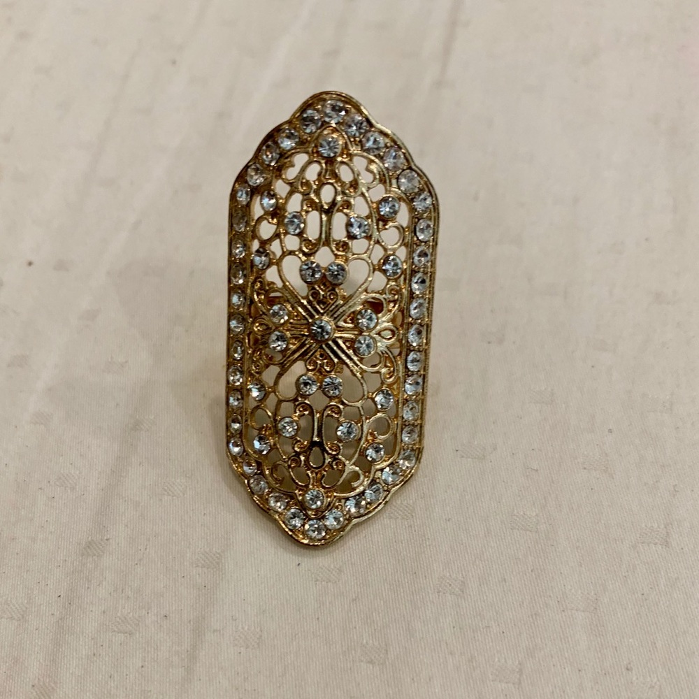Gold Ring - Picture 6 of 7